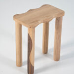 MÕA – Tabouret ondulé