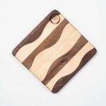 L7 – Planche à découper suspendue